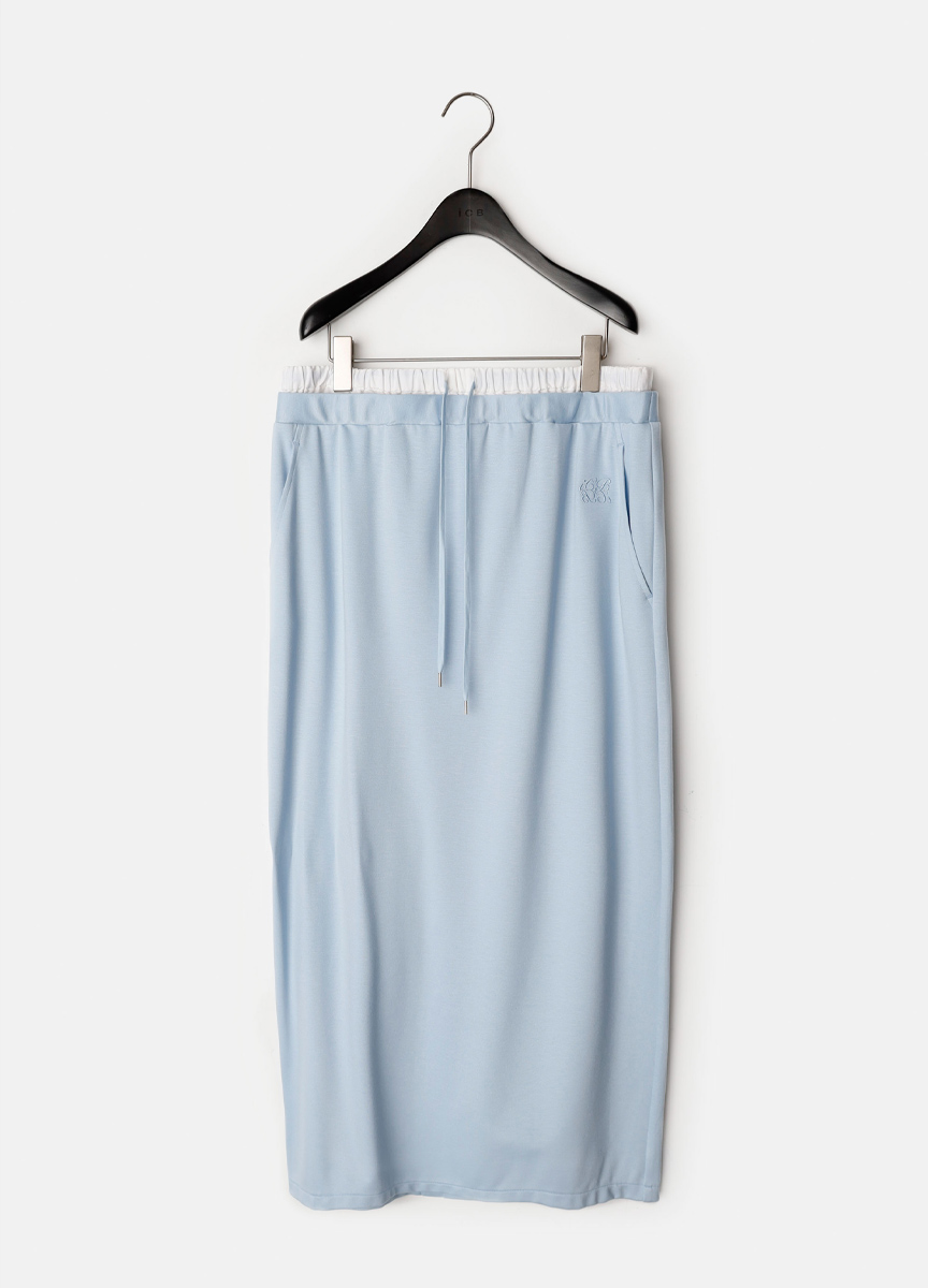 柔挺層次腰設計直筒裙